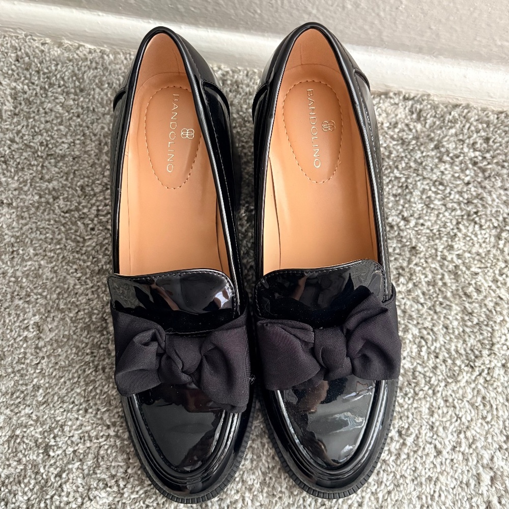 Bandolino Black Patent Heeled Loafers